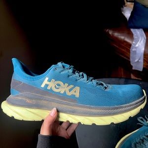 Mens Hoka Mach 4